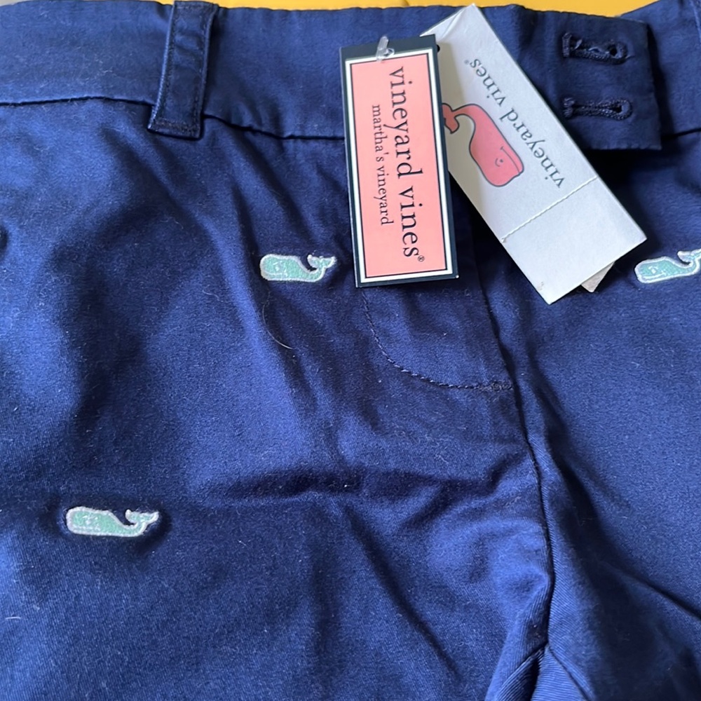 Vineyard Vines Shorts - Picture 5 of 7